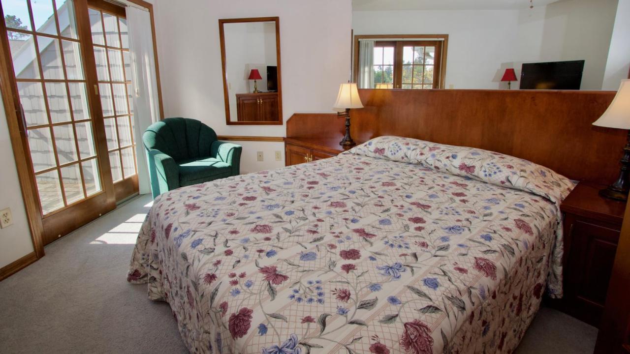 Baileys Harbor Yacht Club Resort Экстерьер фото